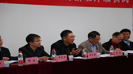 北京科技大学28圈娱乐
智能采矿创新班开班